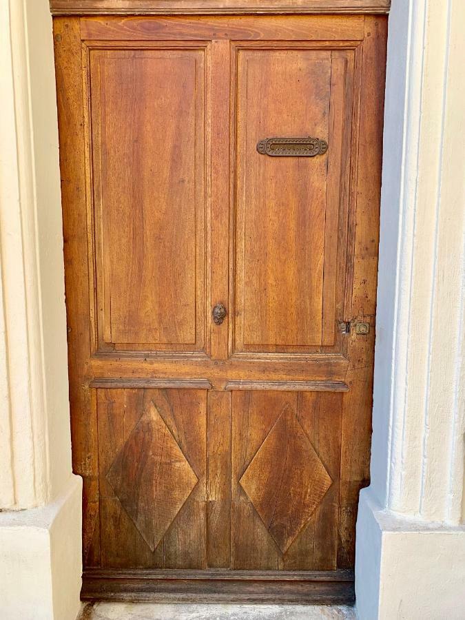 Authentique Bijou Coeur D'Orange A 2 Pas Du Theatre Antique! Villa Exteriör bild